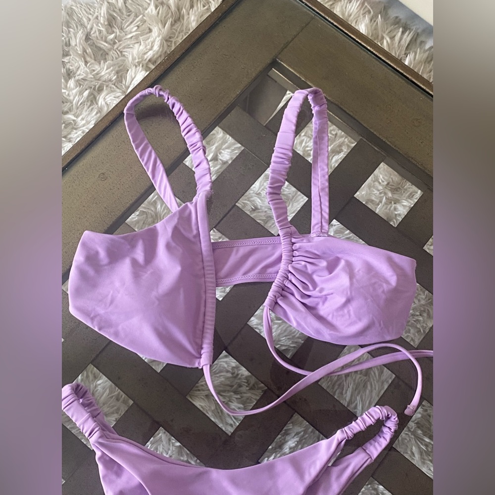 Lavender bikini - Picture 3 of 4